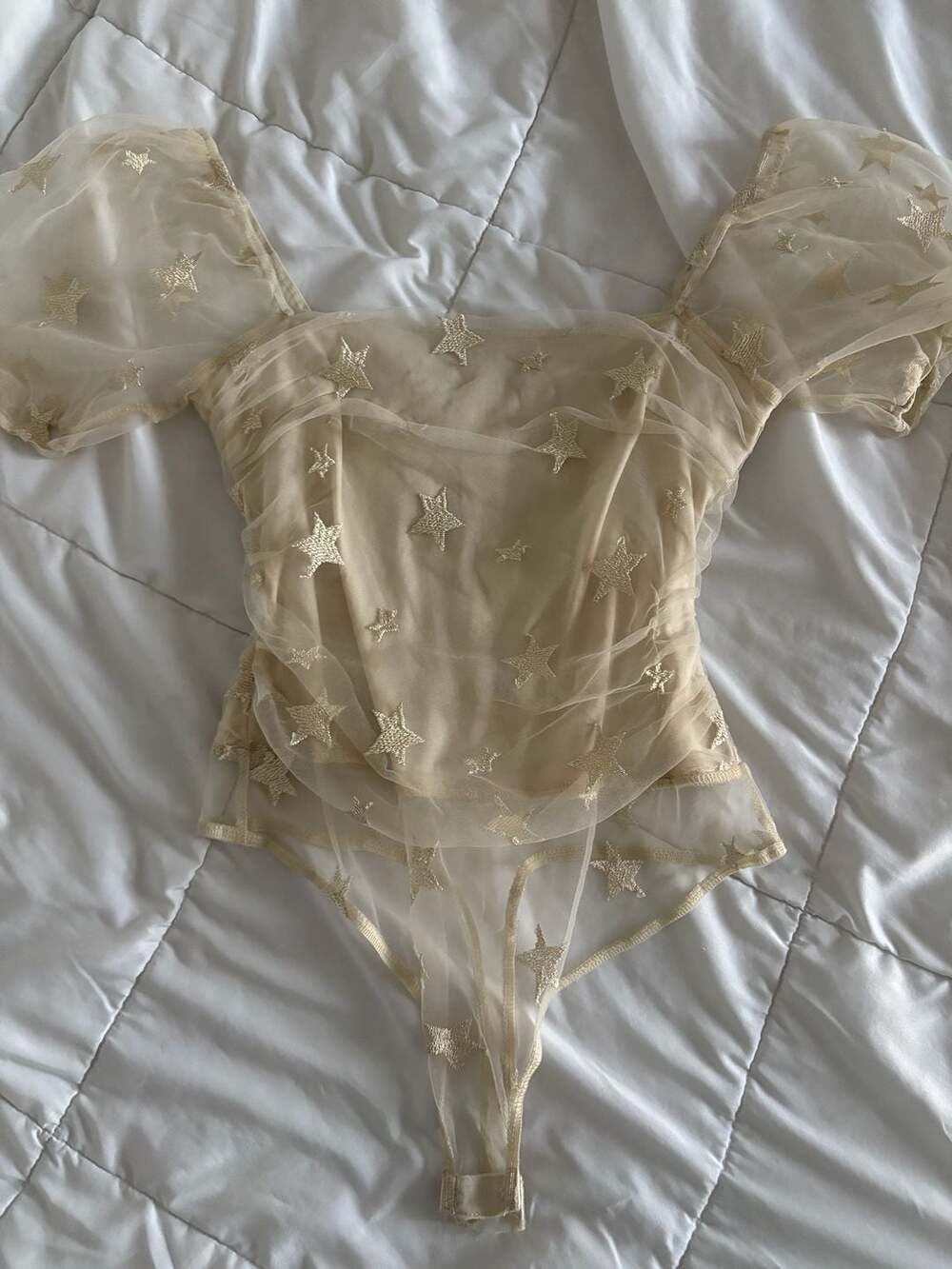 Le Lis Collection Star Embroidered Mesh Puff Sleeve Bodysuit